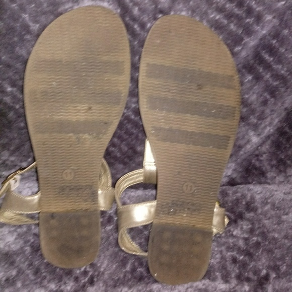 Sandals - Picture 2 of 2